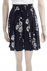 MCQ ALEXANDER MCQUEEN Shorts WIDE PLEAT SHORTS 